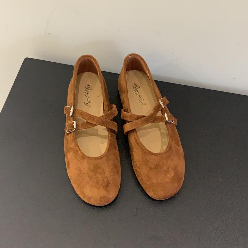 

French gentle wind cross Mary Jane shoes with skirt fairy wind red single shoes temperament shallow mouth soft sole grandma shoes 40