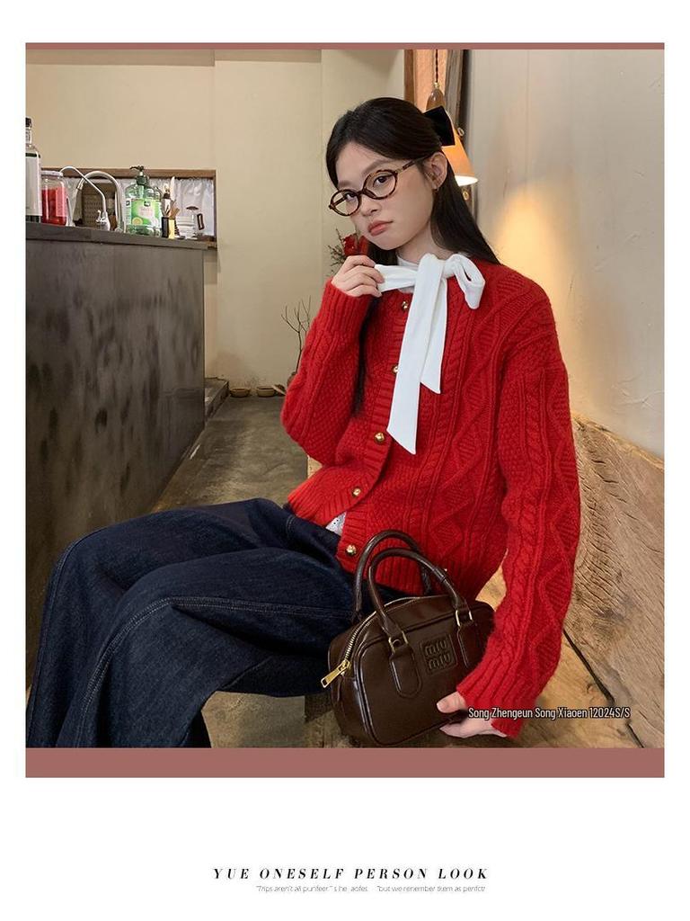 Women's Chic Red Knit Cardigan - Early Autumn Fashion