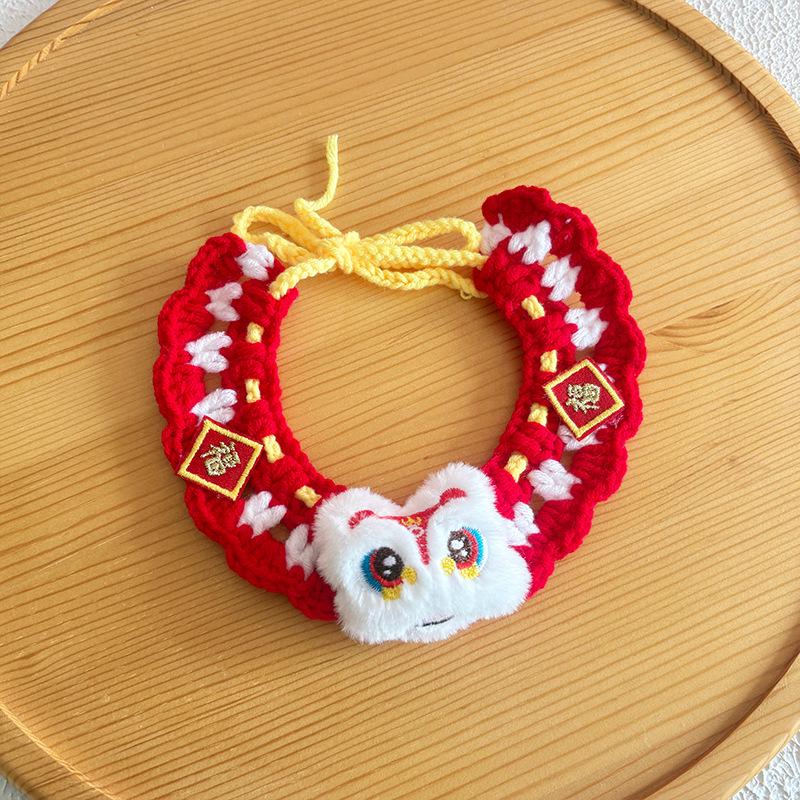 Pet New Year Accessories: Handmade Knitted Wool Scarf for Cats and Dogs - Warm and Festive Neck Warmer Costume