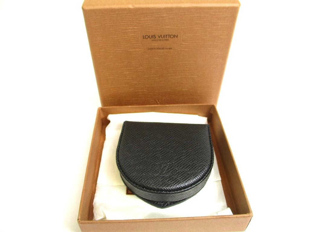 Authentic LOUIS VUITTON Taiga Black Leather Coin Purse Porto Monnaie Gousset #a600  Refurbished