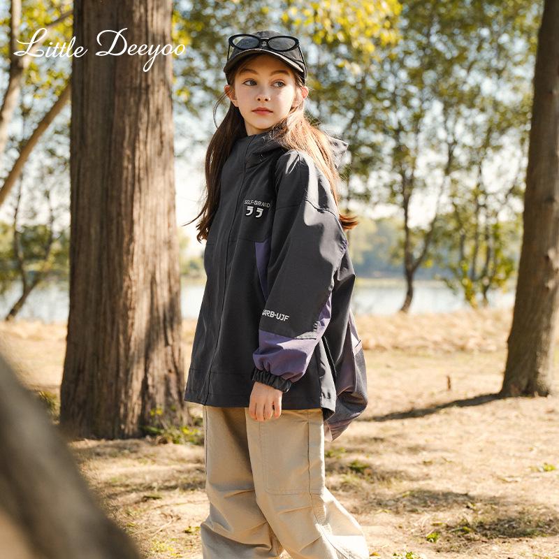 Autumn 2025 Girls' Color Block Windbreaker Jacket - Stylish Soft Shell for Kids