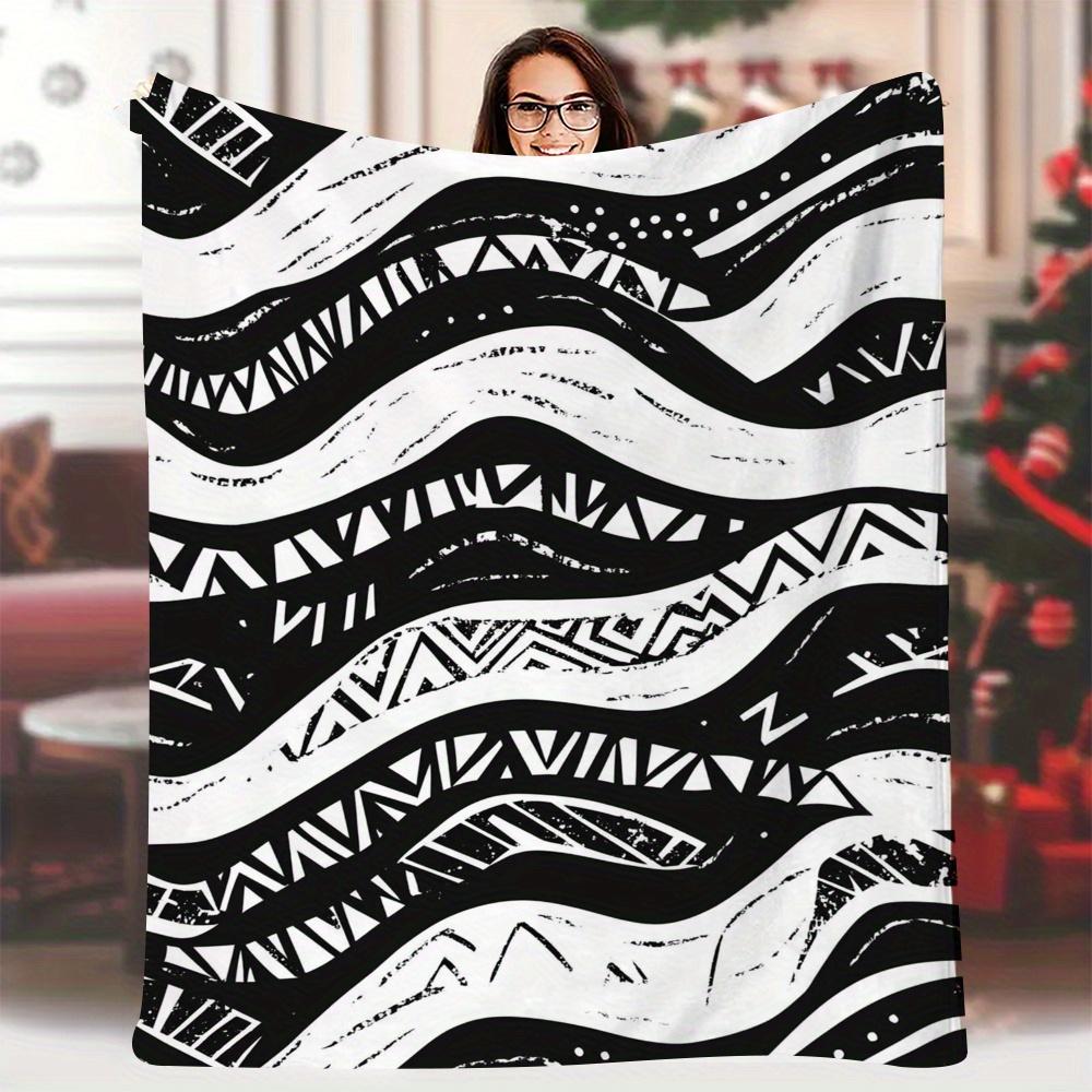 

Extra Large 59.84x79.92inch Black & White Geometric Print Blanket - Super Soft & Cozy Flannel All-Season Luxu 75x90cm28x35in