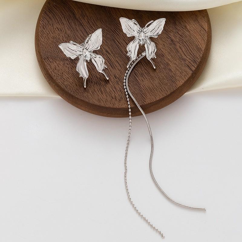 Silver Needle Crystal Butterfly Tassel Earrings with Pearls - Elegant, Nature-Inspired Jewelry for Women.
