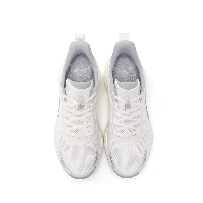 ONEMIX Autumn Sneakers Breathable Jogging Shoes Men Lightweight Women Sport Sneaker Men Gym Shoes Outdoor Male Sports Shoes