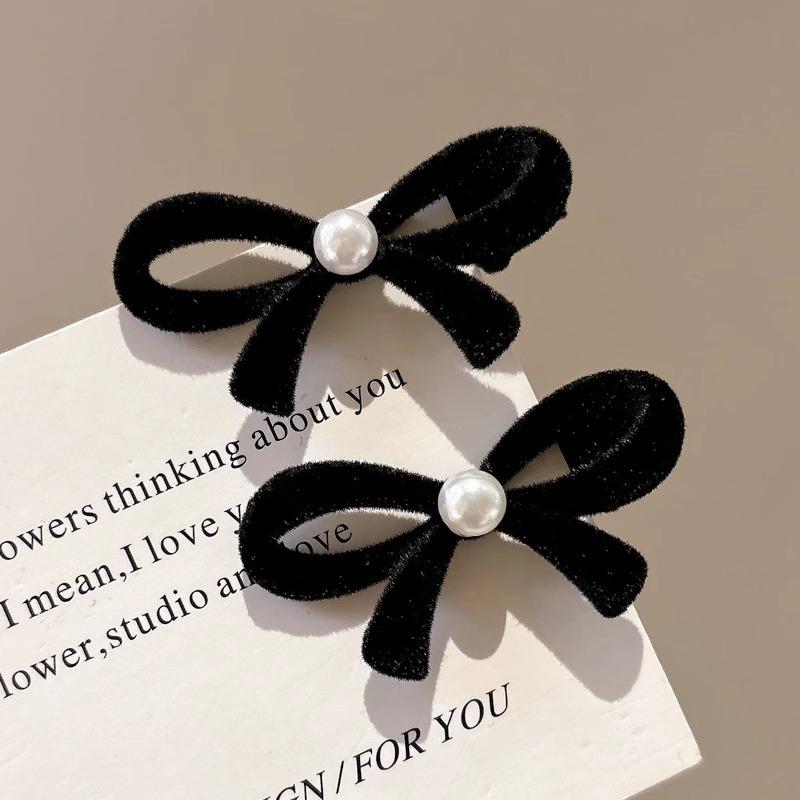 2 ks Červené sametové mašličky sponky do vlasů pro ženy dívky elegantní mini perlová mašlička ofina boční klip vlásenky pokrývka hlavy vlasové doplňky