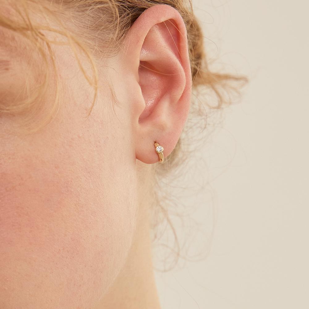 Lunne 14K Diamond Essential Bezel One-Touch Earrings (14K Gold) #Lce10