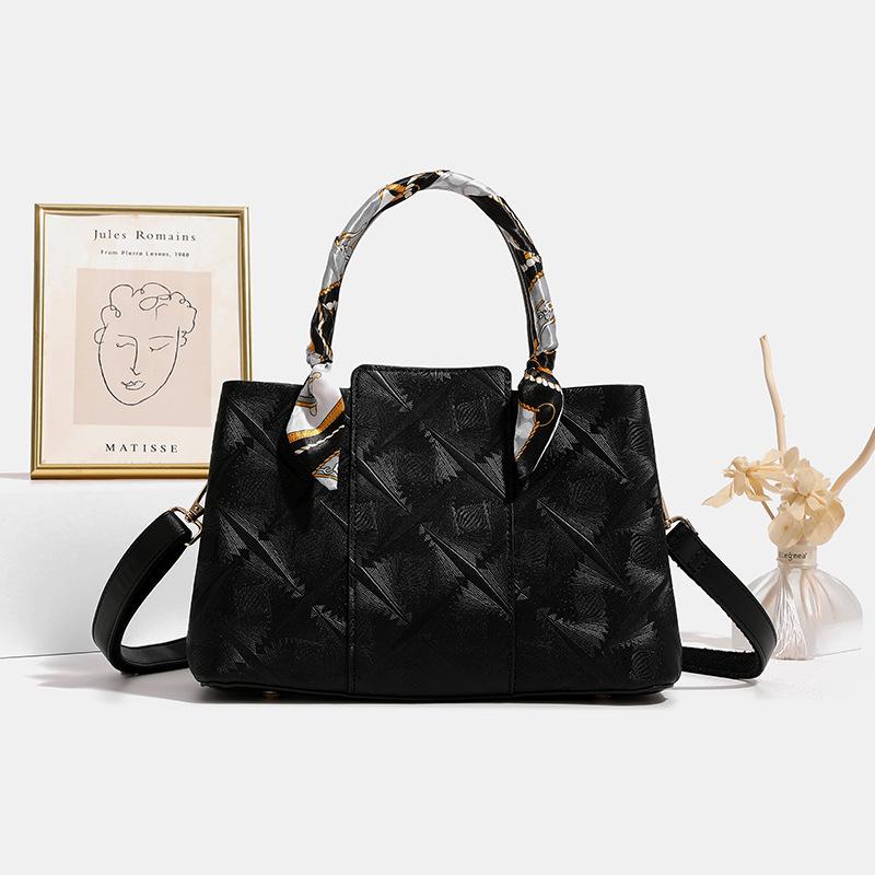 

Mother s Day Gift Mom Bag New Handbag Middle Aged Women s Large Capacity Commuter Bag Fashion Shoulder Bag чорний