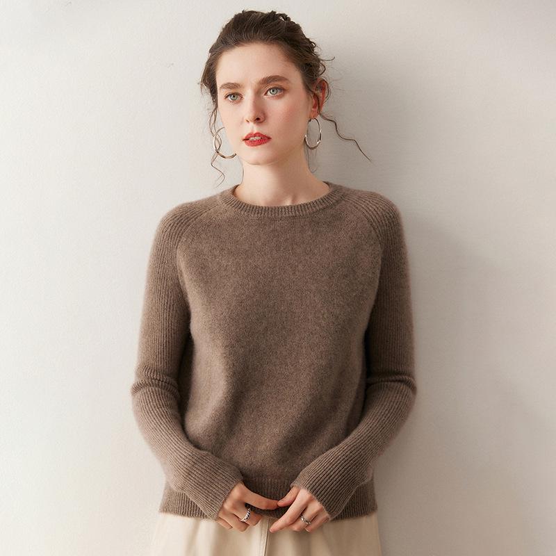 2025 Autumn/Winter Cashmere Round Neck Jacquard Sweater with Raglan Sleeves - Warm, Comfortable, Loose Fit Knit Base Layer