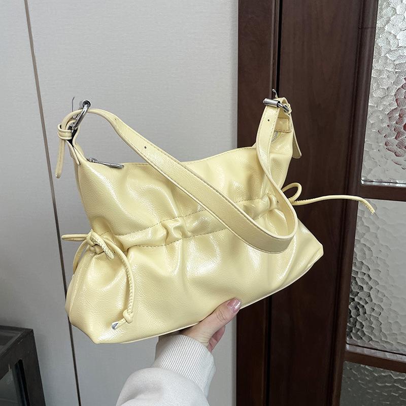Bag Commuter Underarm Bag Women's 2025 New Pleated Shoulder Bag Fashion Cloud Bag Simple Messenger Bag