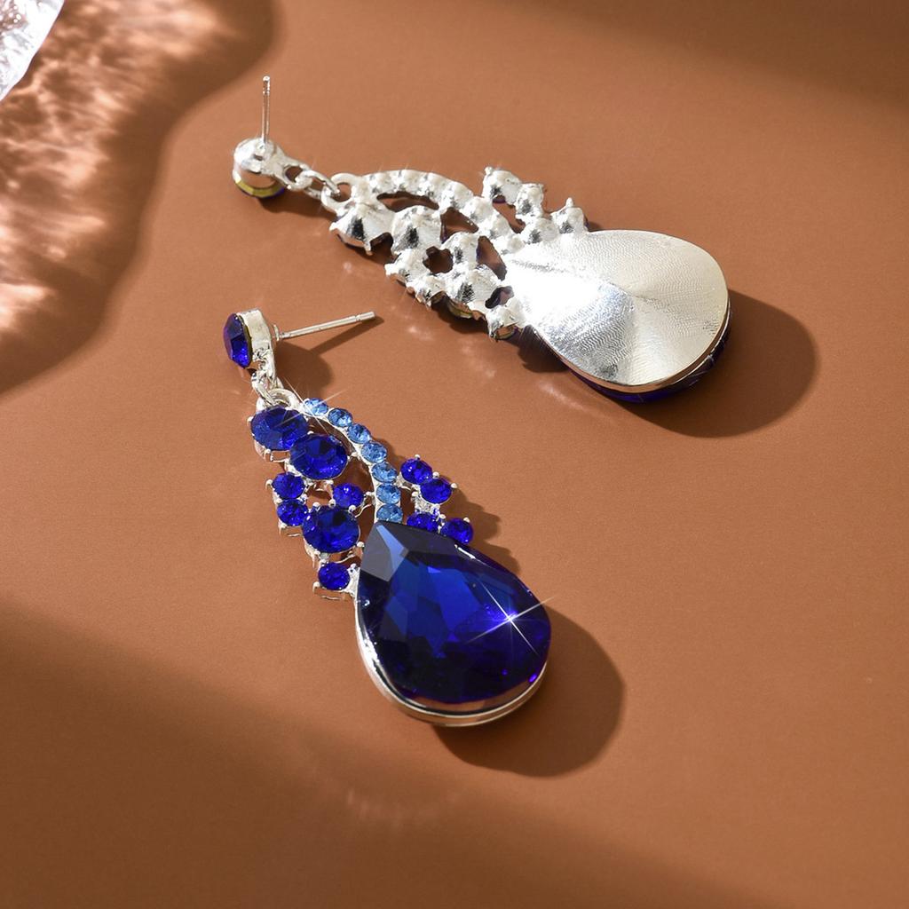 Hofschmuck Smaragdglas Ohrringe Dinnerparty Kleideraccessoires Hoher Sinn Coole Modeaccessoires Frauen