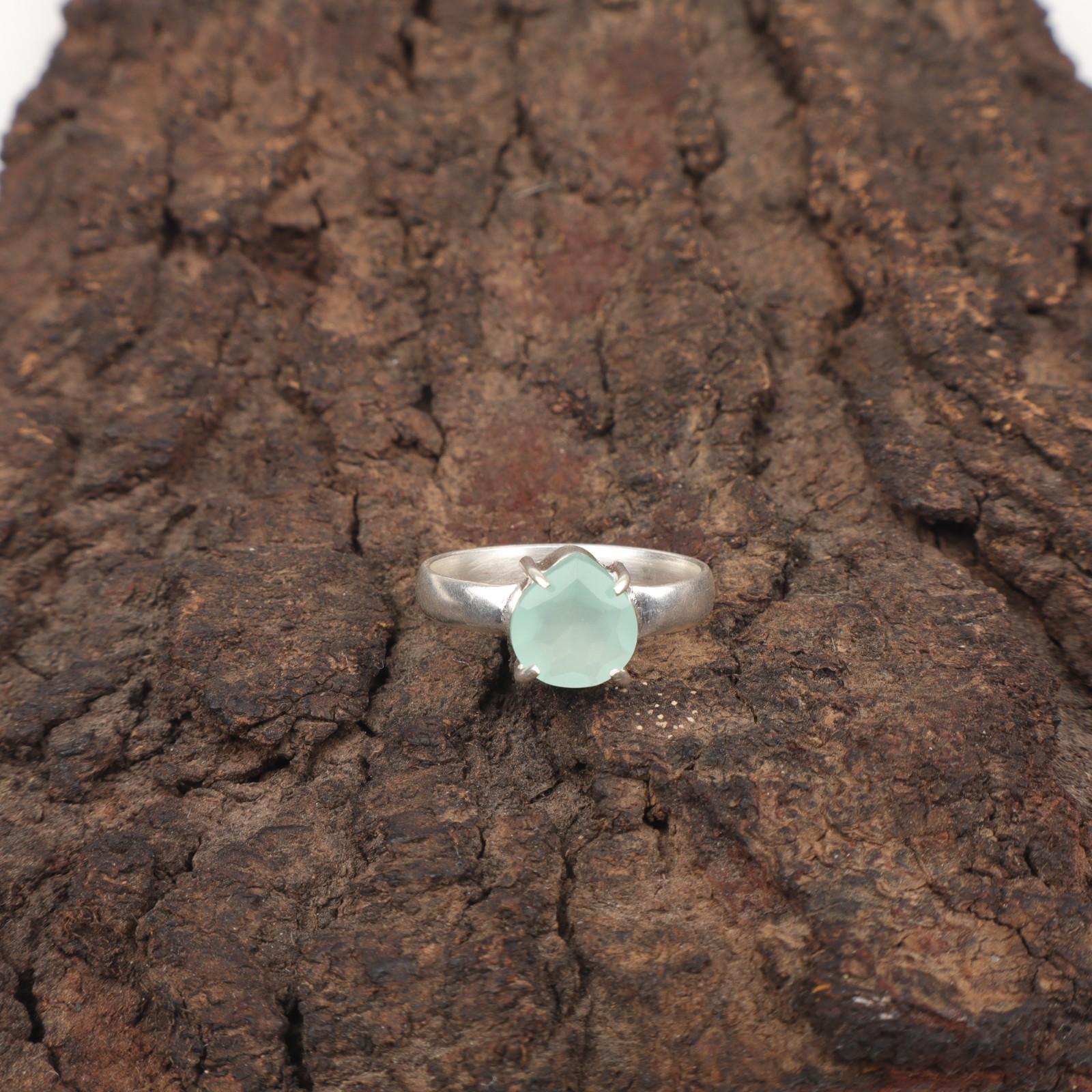 

Аква Халцедон Драгоценный камень Стерлинговое серебро Штабелируемое Подарок лучшему другу Кольцо Ювелирное изделие RR-43-3 8