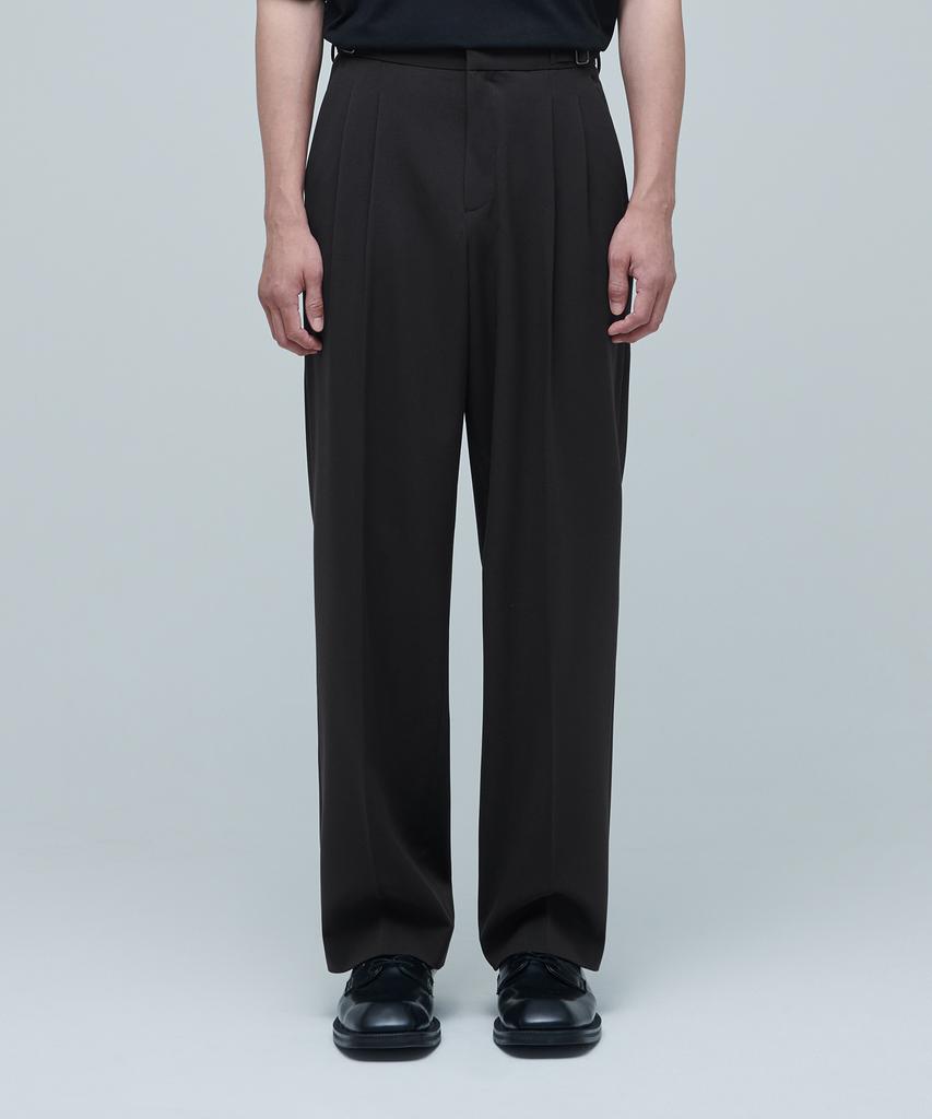 Musinsa Standard Side Adjust Two-Tuck Wide Slacks [Dark Gray]