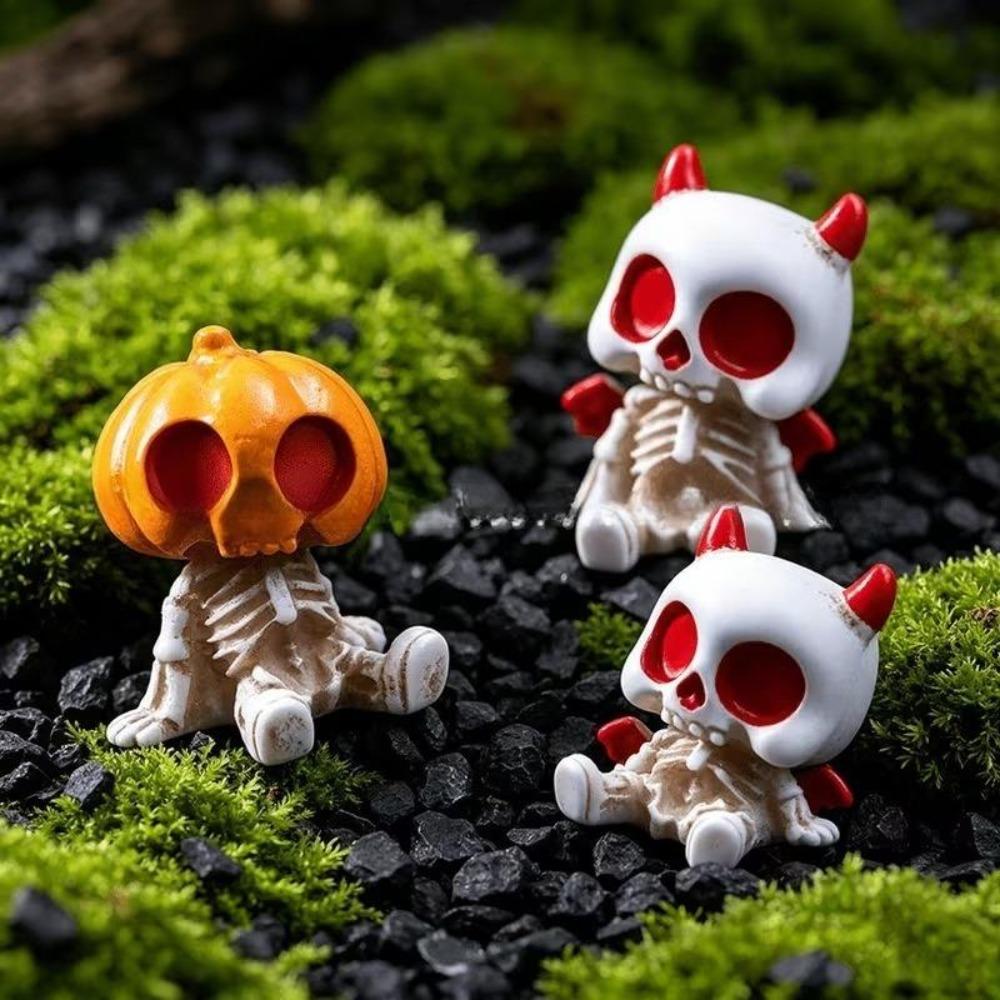 Halloween Mini Resin Ornament Tiny Spooky Figurines for Desk Car Bonsai Micro Landscape Garden Decor Home Decoration Accessories