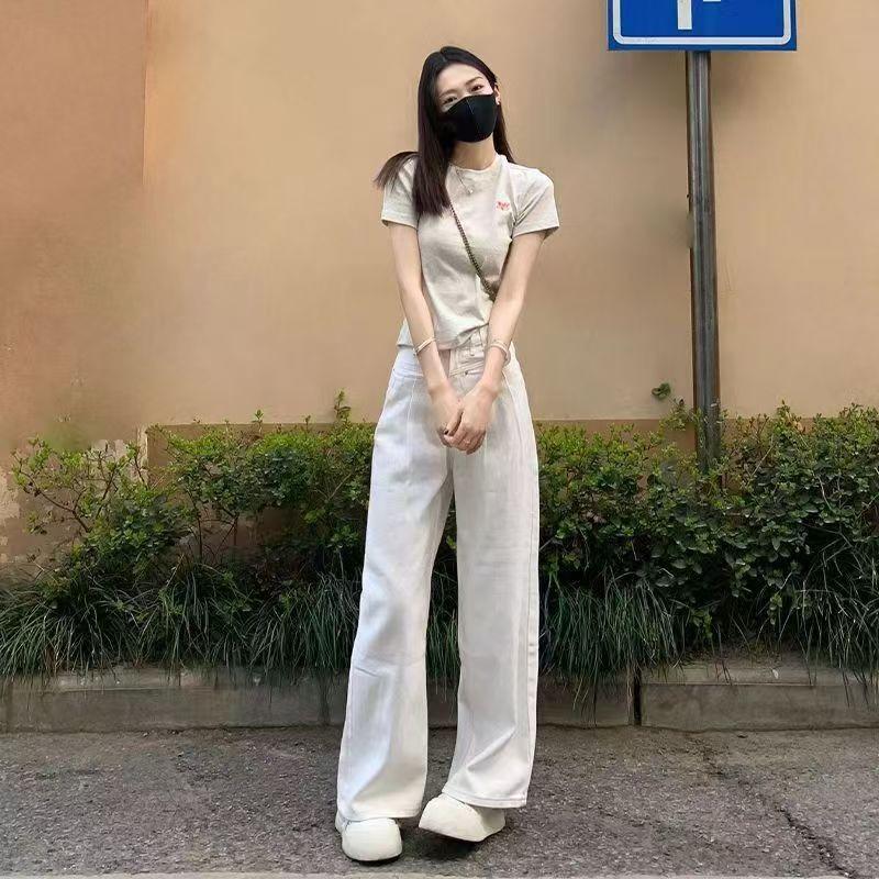 

Women s White High-Waisted Pleated Wide-Leg Jeans - Slimming, Versatile Spring/Summer Floor-Length Pants Small