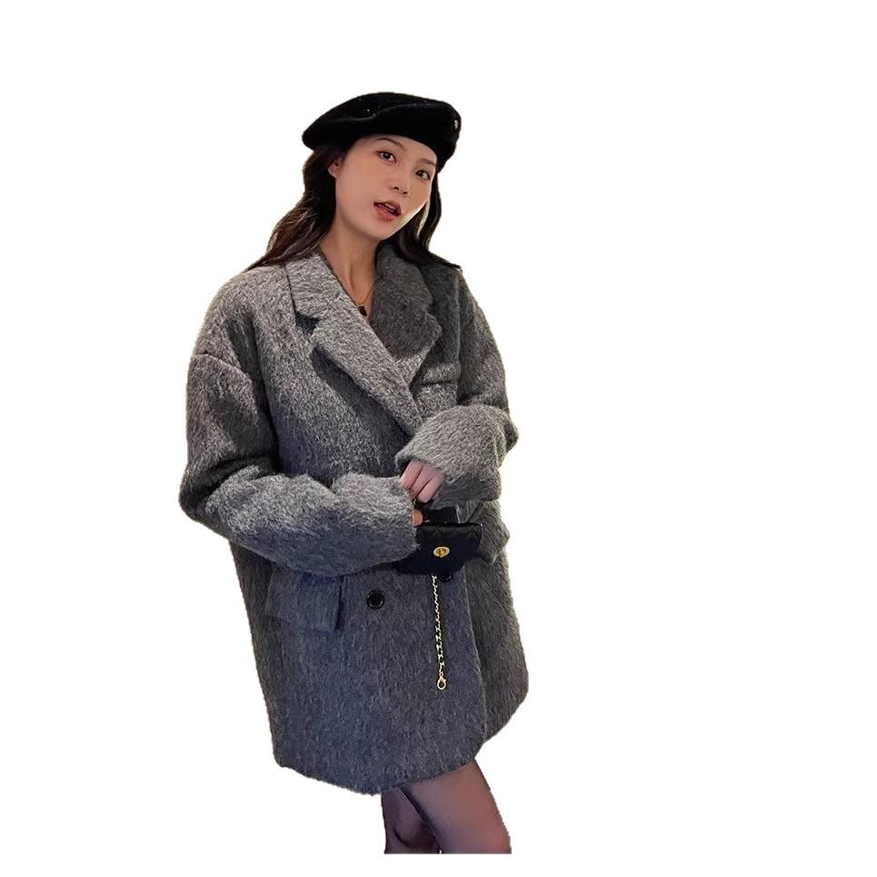New 2026 Women's Grey Woolen Coat - Trendy, Thickened Short Jacket for Autumn/Winter