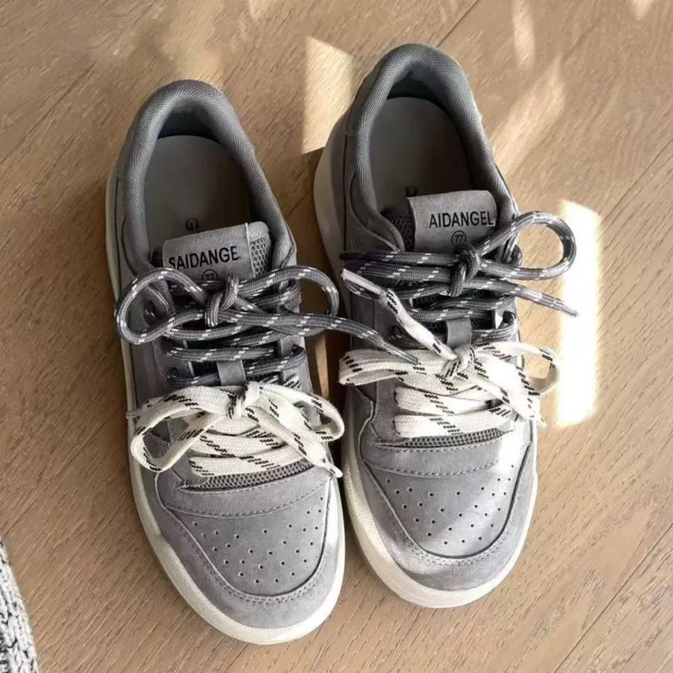 Super Fire Little White Shoes Women's Spring 2025 New Korean Version Versatile Student Lace-up Casual Shoes Platform Sports Board Shoes