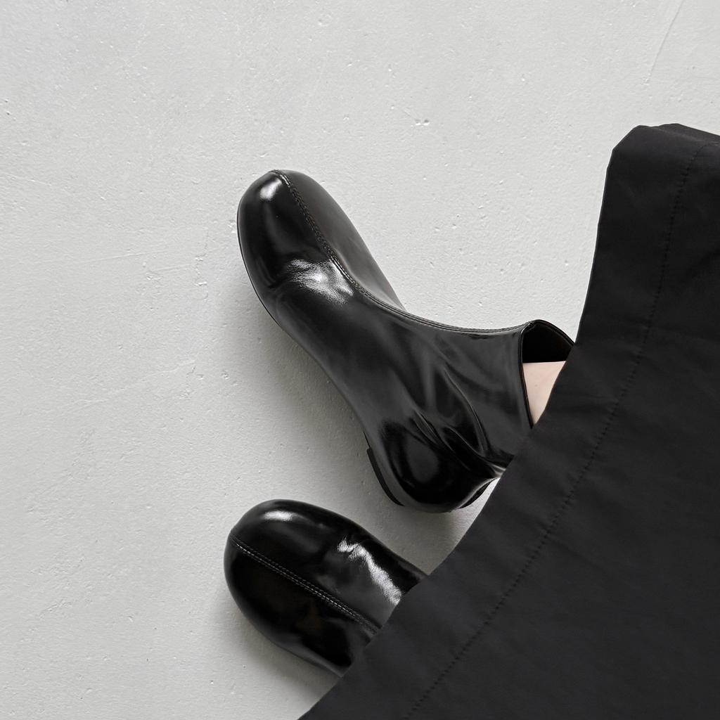 Autumn And Winter Fashion Versatile French Niche Short Boots Women'S Shoes Single Boots Rear Zipper Round Head Flat Bottom