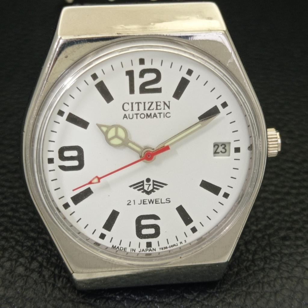 AUTOMATIC VINTAGE CITIZEN 8200 JAPAN MENS WHITE COLOR DIAL WATCH a500210-5 R151B-a500210