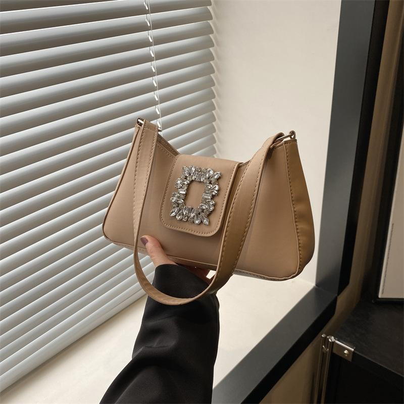 Small Fresh Texture Shoulder Bag Fashionable Bag New Fashionable Underarm Bag Beautiful Personalized Casual Crossbody Bag