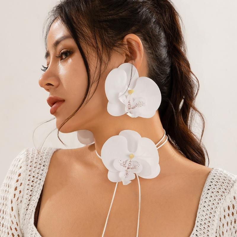 Elegant Floral Charm Jewelry 3D Flower Pendant Necklace/Earrings/Brooch for Girl Women Wedding Party Embellishment
