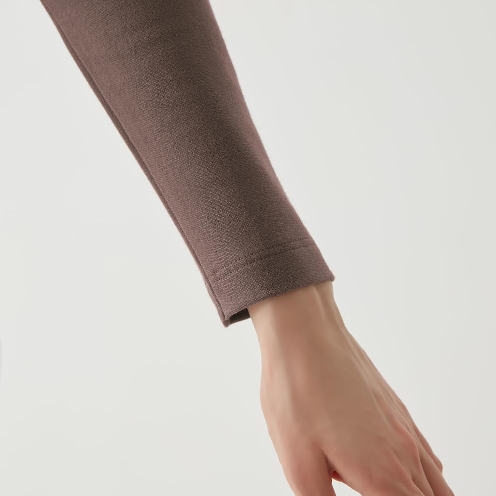 Gunze Tuche TC7259 Casual with Solid Chocolate Gray Women's Long-Sleeved T-Shirt Cups, Color,