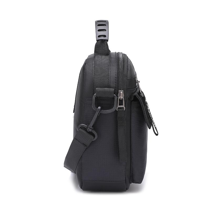 2024 neue Schulter Messenger Bag Casual Herrentasche tragbare Aktentasche Nylon wasserdichte Outdoor-Tasche Mann Messenger Bags Handtaschen