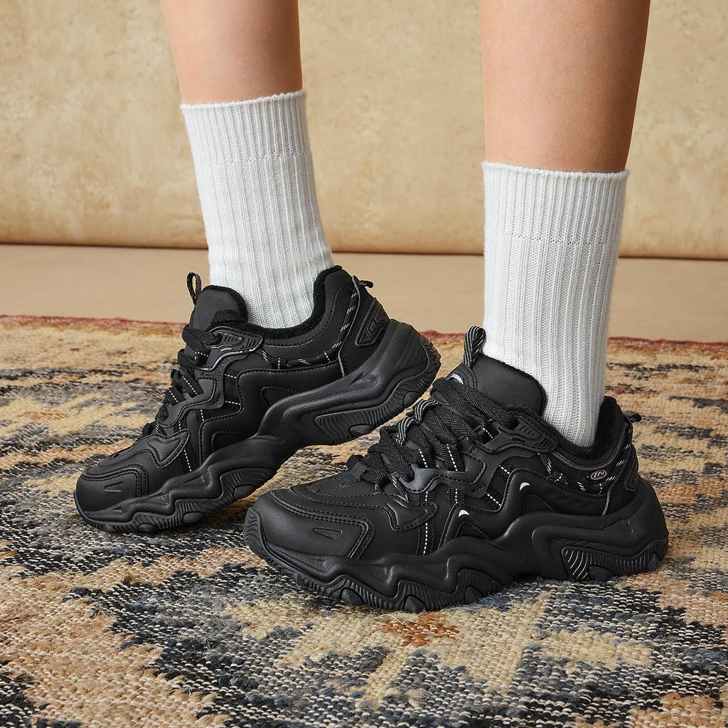 Li Ning Cat Paw Lite 2 Slip Resistant Abrasion Resistant Low top Chunky Sneakers Women's Black AGCU176-9