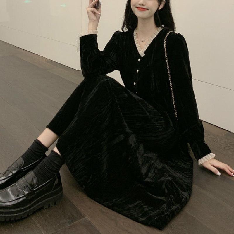 Women's French Dress Coat with Retro Hepburn Style with Long-sleeved Imitation Canary Dress