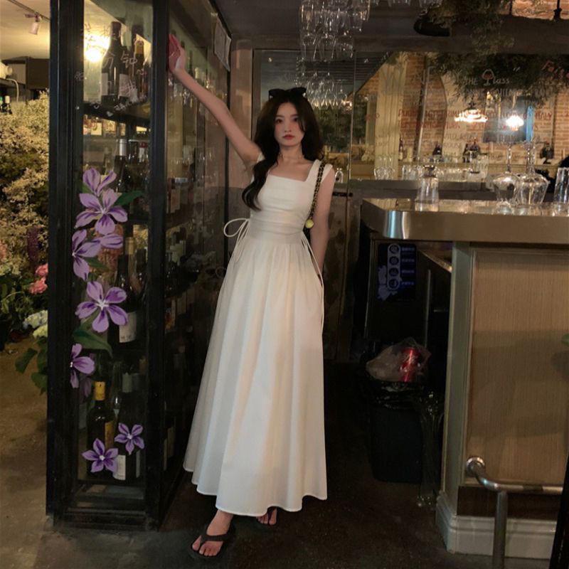 Elegant French White Sleeveless Summer Dress with Slimming Square Neck and Cinched Waist