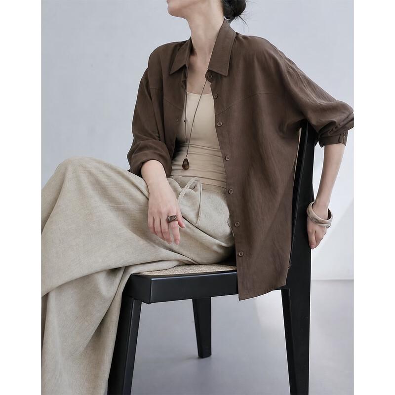 Demana Minimalist Long-Sleeve Button-Down Shirt