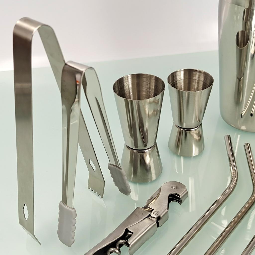Stainless Steel Bartender 22-Piece Set, Cocktail Shaker Shaker, Dispenser, Ounce Cup Bartending Tool