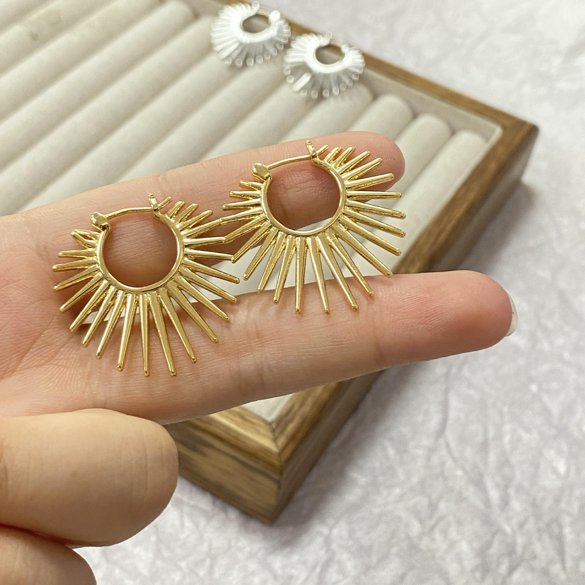 

Sunflower Design Commuting Earrings - European & American Style