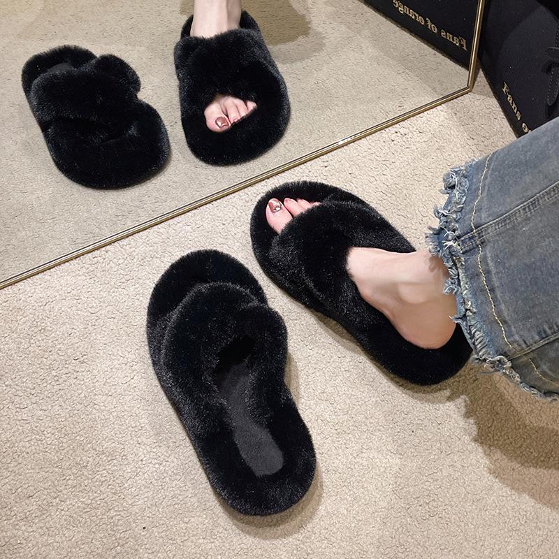 2025 Spring Women's Fuzzy Slippers: Thick Sole, 7cm Height Boost, Korean Style for Petite Women, Perfect for Autumn/Winter Wear.