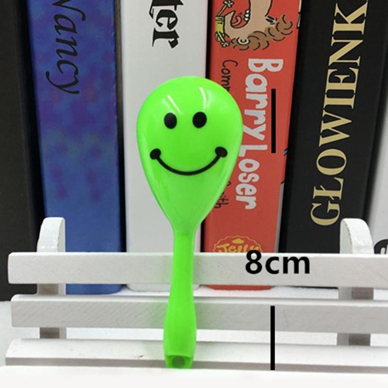 PAKET MED 6 Mini Smiley Maracas 8 CM Leksak för barn Födelsedagskalas Påsfyllnad slumpmässig