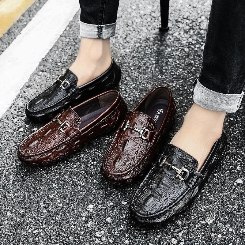 Trend Men Leather Shoes Flat Slip on Breathable Casual Loafers Crocodile Leather Design Fashion Moccasins for Men Zapatos Hombre