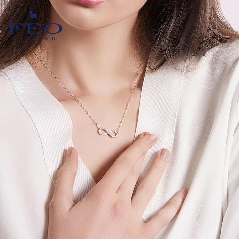 Colar Feminino de Prata 925 com Pingente de Forma Geométrica Personalizada Gargantilha Presente de Aniversário para Mulheres Joia Exquisita