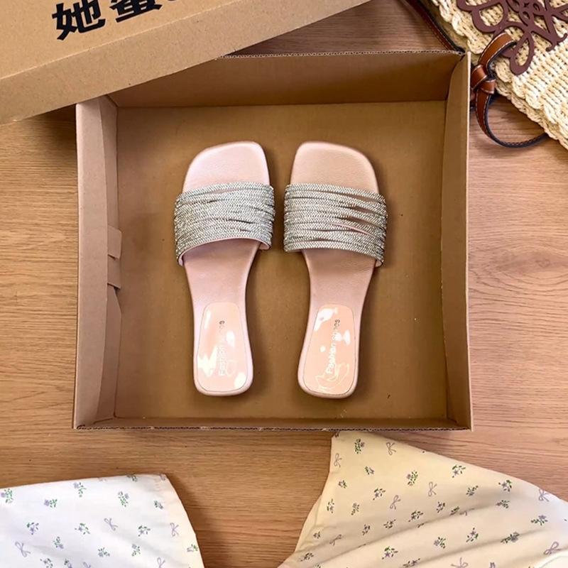 Sanfte und kühle Hausschuhe für Damen-Sommerbekleidung, neue Strasssteine, süß zu Röcken, Urlaubs-Strand-Slipper