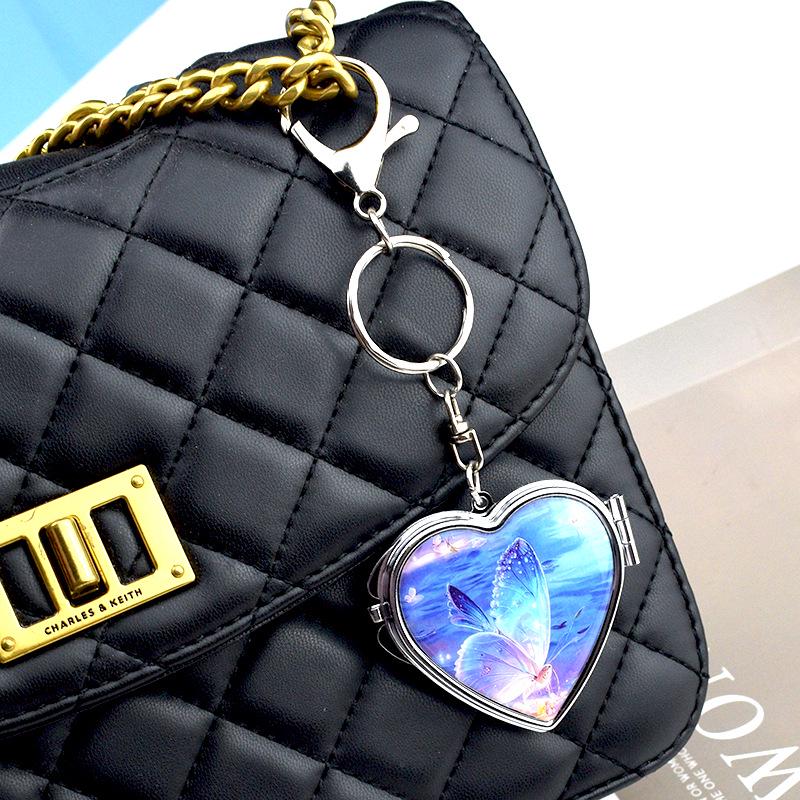 Mini Heart-Shaped Double-Sided Mirror Keychain - Portable Metal Pendant Gift