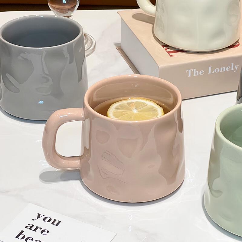 Hand-Textured Ceramic Mug with Lid and Spoon