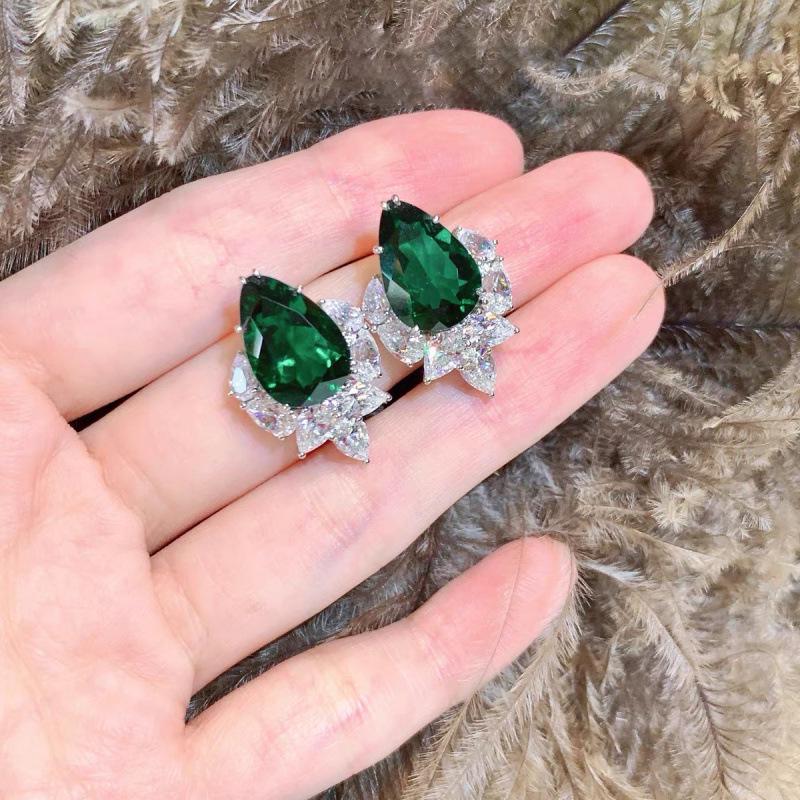 Emerald Stud Earrings: Elegant Light Luxury with 18K White Gold Plating for Women