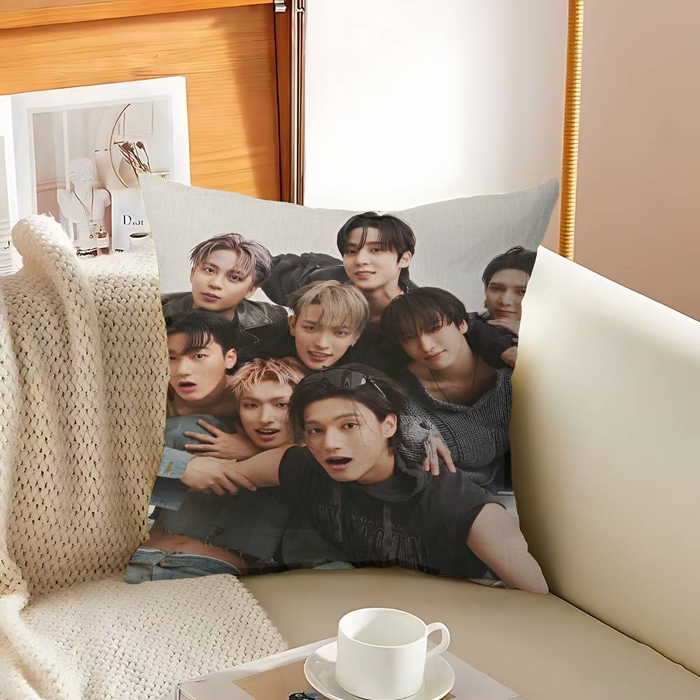 

A-ATEEZ KPOP Персонализированная наволочка-пыльник для подушки Спальня Детская вечеринка Декорация Наволочка День рождения Детский подарок 12x12Inch