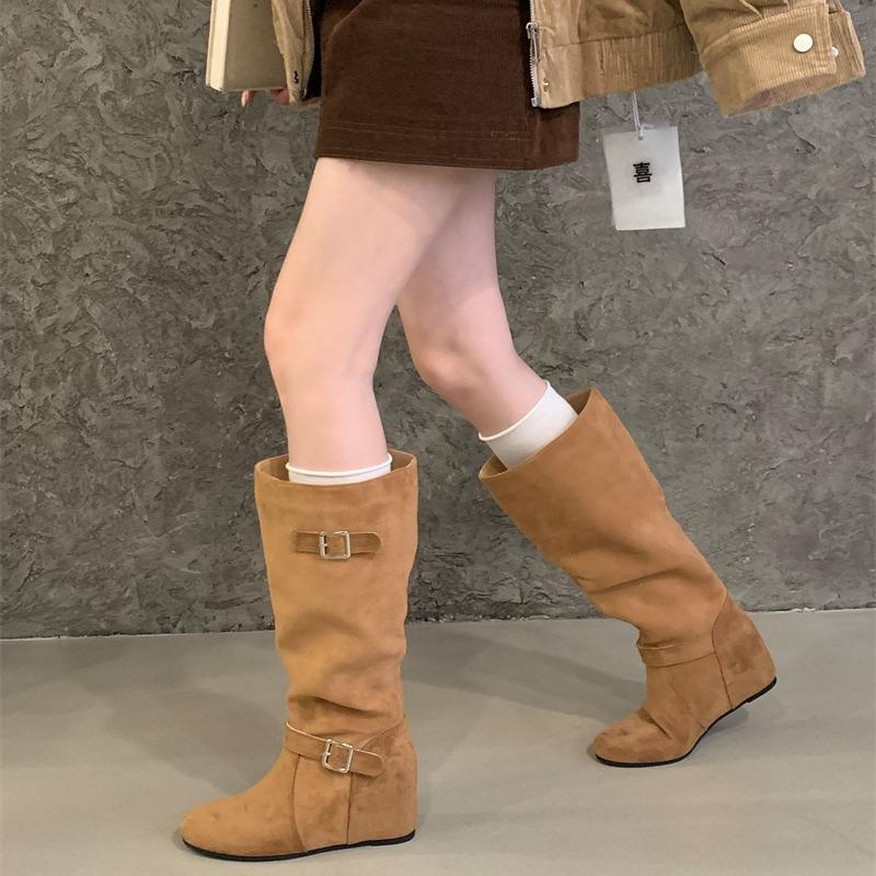 New Dongdaemun, height increased by 5cm~ Korean fashionable buckle design stacked medium boots women
