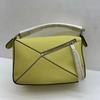 Genuine Leather Women's Bag With Geometric Stitching Contrasting Color Pillow Bag. Fashionable Portable Single Shoulder Diagonal