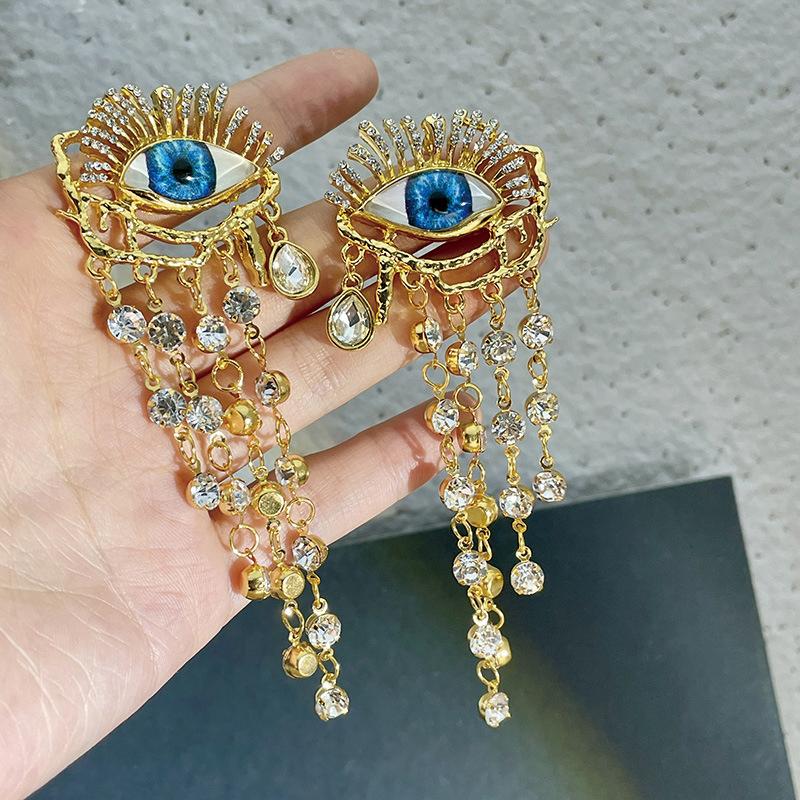 Devil Eye Earrings Women European American Style Personality Crystal Tassel Dangle Earrings Party Halloween Zircon