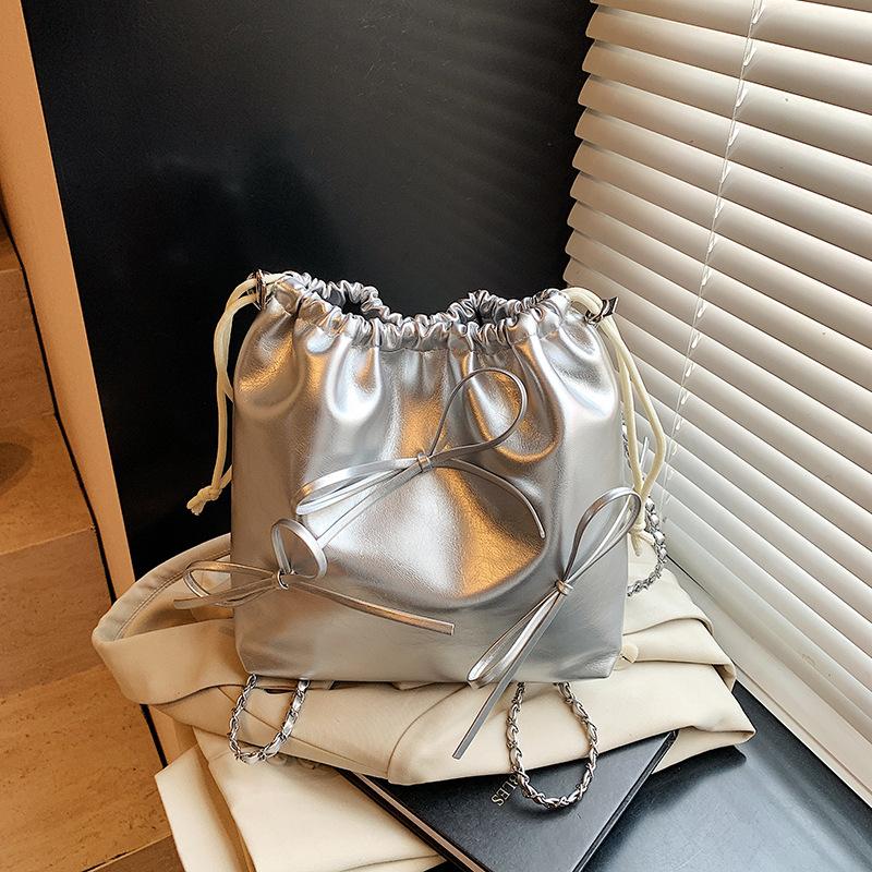 Popular Small Bag Women's 2025 New Summer Casual Fashion Shoulder Messenger Bag Simple Double Shoulder Bucket Bag