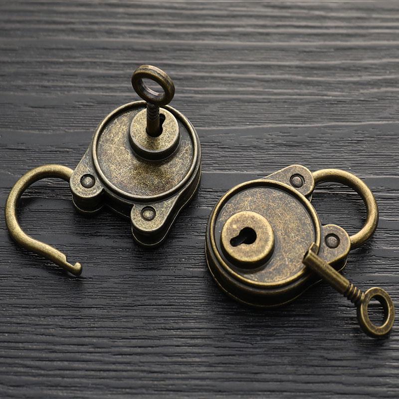Vintage Visací zámek Old Style Lock Notebook Batoh Starožitný bronzový visací zámek