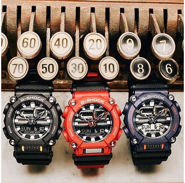 Часы Casio G-Shock GA-900-4AER