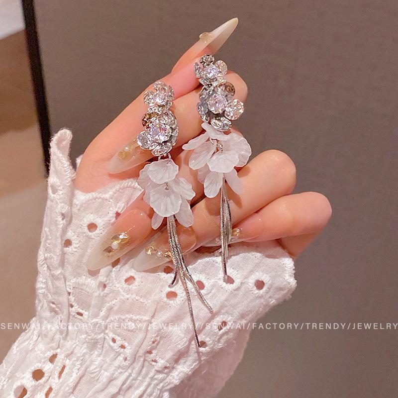 Super fairy silver flower fringed earrings women's light luxury temperament stud earrings long elegant earrings