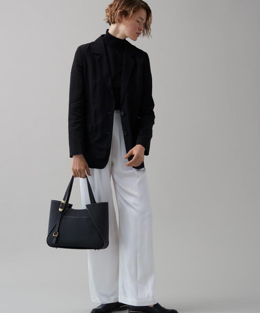 Toff & Loadstone Wrap Tote, Light Shrink Tote Bag, Cowhide Leather, One Size, Black