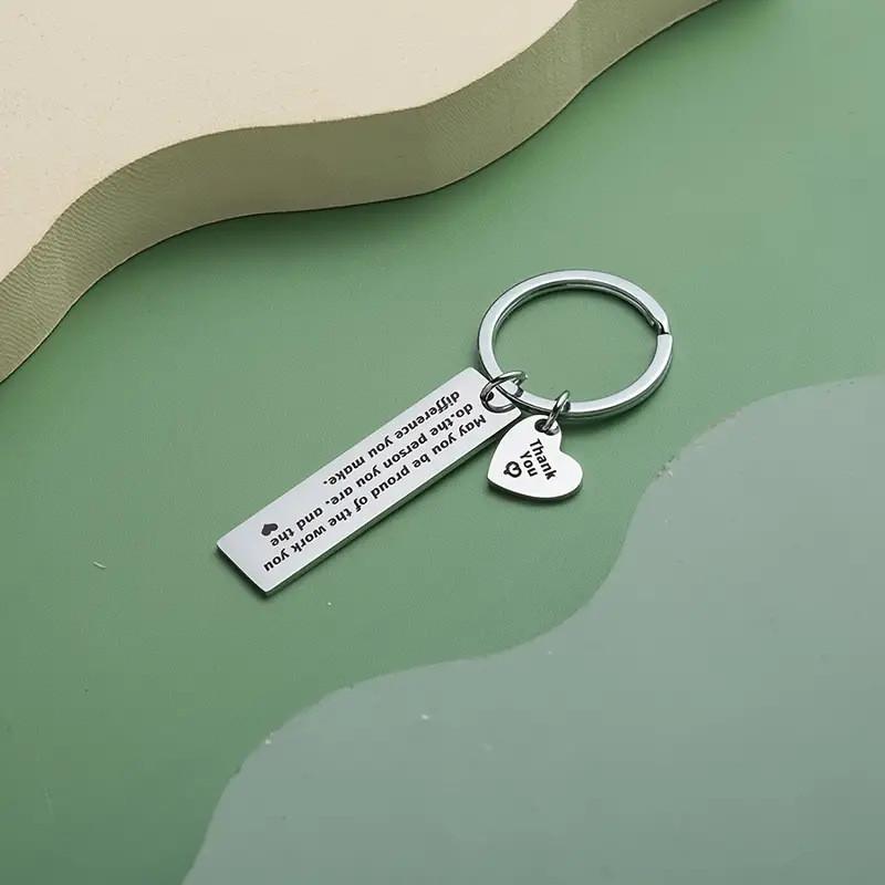 Moderner künstlerischer Edelstahl-Schlüsselanhänger Herzanhänger für Freunde und Familiengeschenke